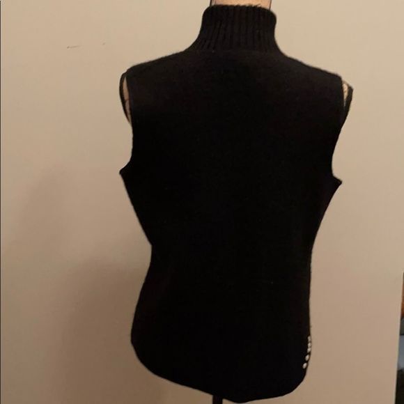 Winter/Holiday Sweater‼️ - Picture 3 of 4